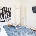 Luxury And Beautiful Apartment In Chiado