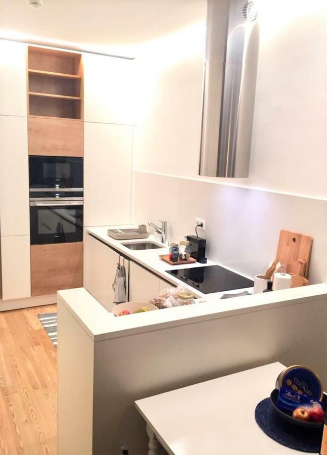 Luxury And Beautiful In Chiado Apartment
