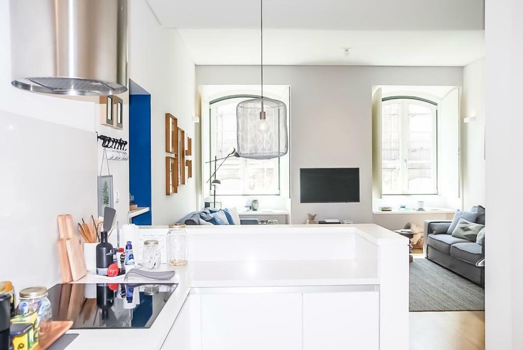 Apartment Luxury And Beautiful In Chiado